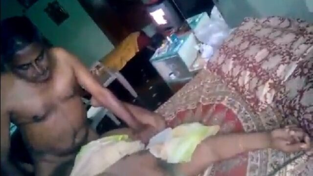 Dengudu Videos - Andhra pallenturu aunty hot dengudu video â€¢ Telugu MMS Scandals